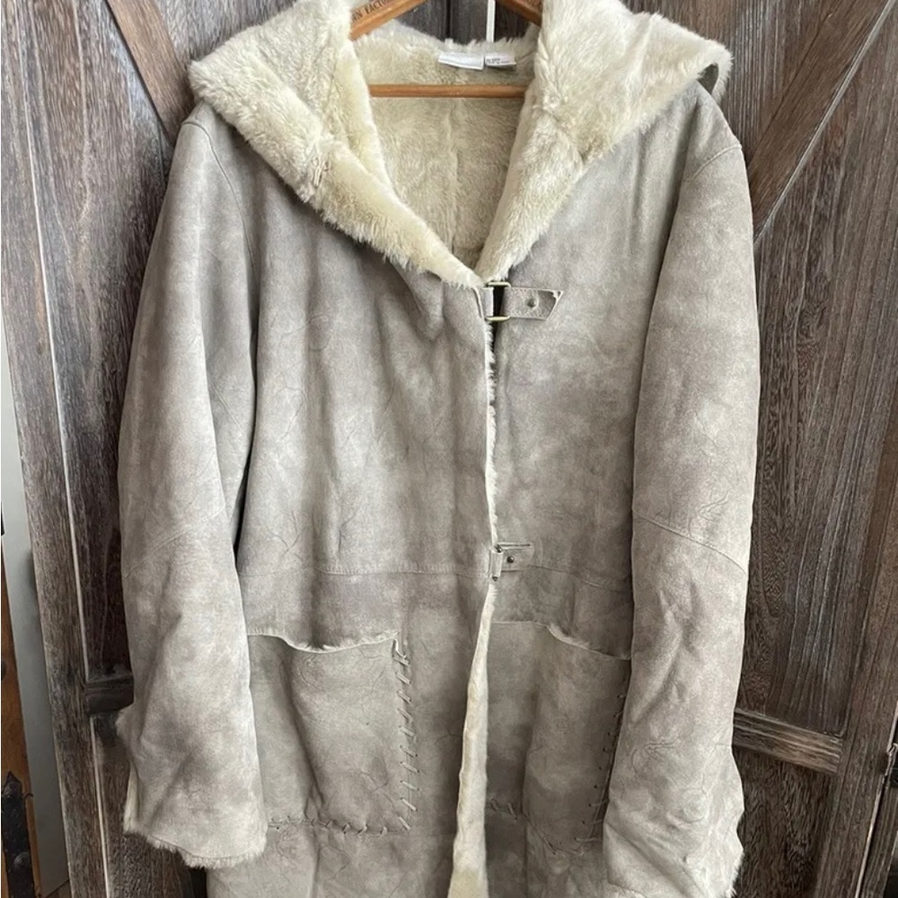 Newport News Genuine Leather Suede Coat with Acryllic lining XL